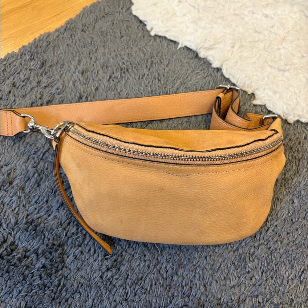 Rebecca Minkoff SAMPLE SALE leather bum bag